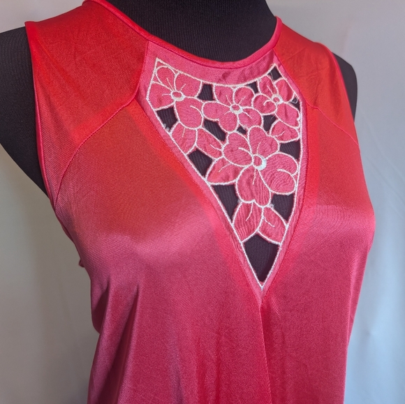 Vintage Slip Dress With Flower Cut-Outs - Picture 5 of 6